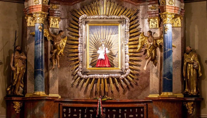 A Szentírás boldogságunk forrása